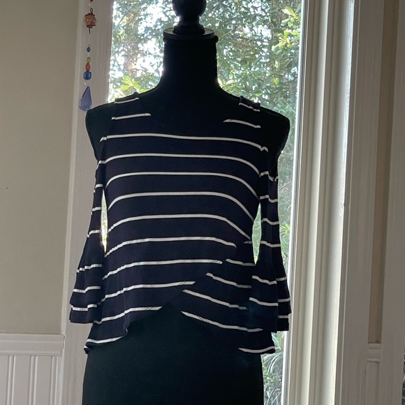 Copper Key cold shoulder navy with white stripe top - Picture 5 of 5